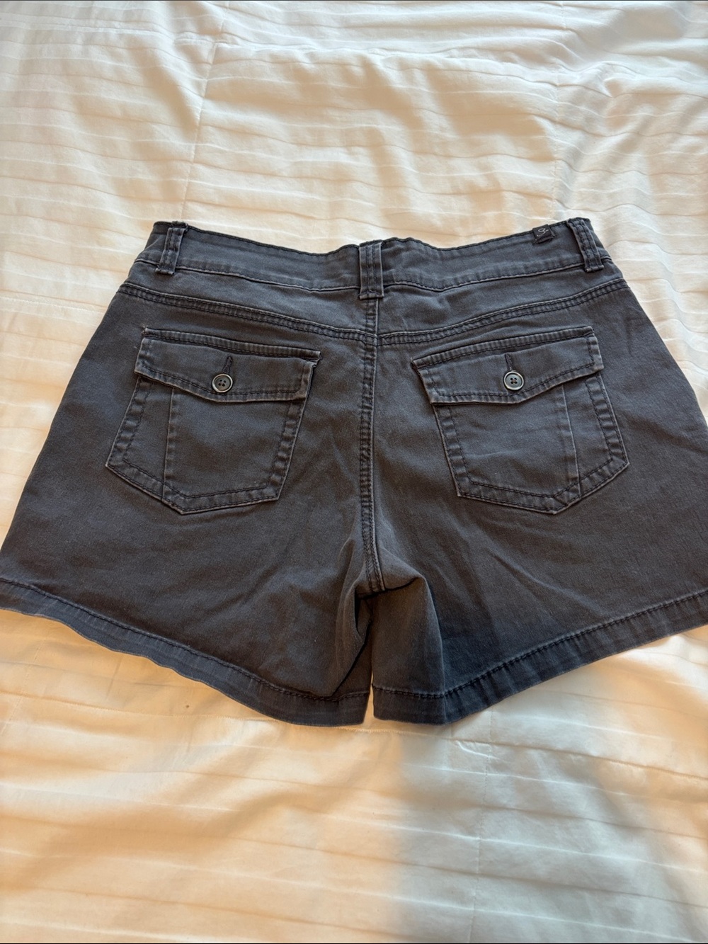 Women's Supplies Casual Stretch Pocket Shorts - Charcoal size 8 - Picture 2 of 3